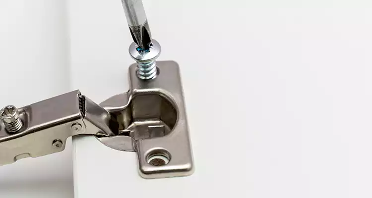 Screen Door Hinge Repair in Kendall West, FL