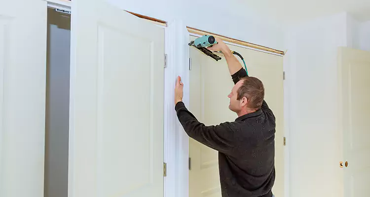 Top Rated Door Fixing ServiceFixing Garage Door Track in Kendall West, FL