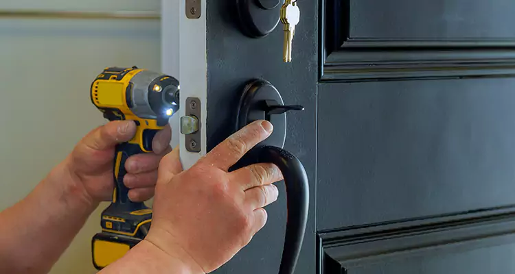 Comprehensive Door Lock Repair Services in Kendall West, FL