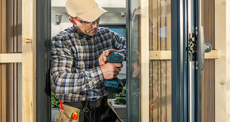Top-Rated Patio Door Handle and Lock Repair Service for Homeowners in Kendall West, FL