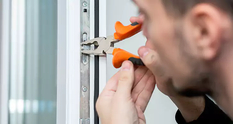 Patio Door Latch Repair in Kendall West, FL