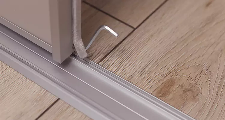 Squeaky Sliding Door Repair in Kendall West, FL