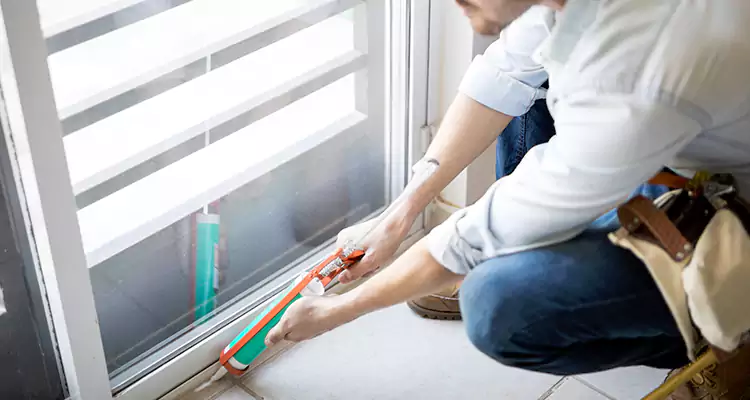 Dap Window Caulk Repair in Kendall West, FL